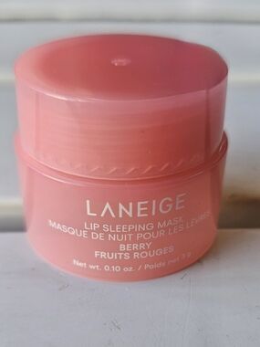 LANEIGE Lip Sleeping Mask 0.10 Oz/ 3g Berry MINI Travel Size Authentic